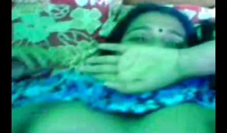 Kẻ đẩy cả hai lỗ cô sex nhat ban vu to gái gầy