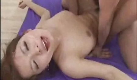 Cổ loạn luân: em ăn, em sex vu to moi nhat gái với một trái tim hạnh phúc.