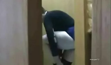Cô gái vớ đi cho hậu môn phim sex nhat vu to