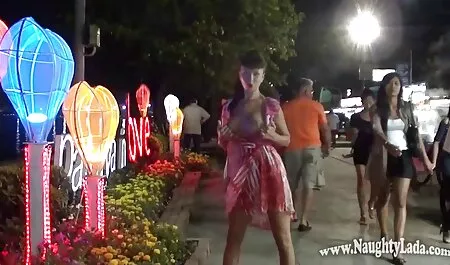 Nhỏ châu Á ở cả hai. phim sex vú to nhật bản