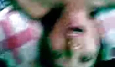 Các xnxx nhat ban vu to cô gái, một trong những người đầu tiên trong xe.