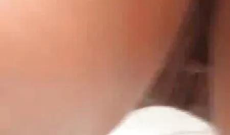 Một cô gái trẻ, mà không có phim sex vu to hay nhat những kẻ hèn nhát trong the street