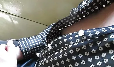 Một người đẹp da ngăm. phim sex vú to nhật bản