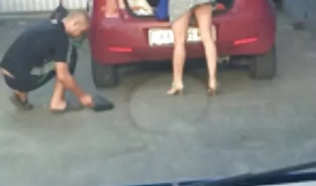Các chàng muốn làm sex vú to nhật tình với người yêu của tóc đỏ chị em.